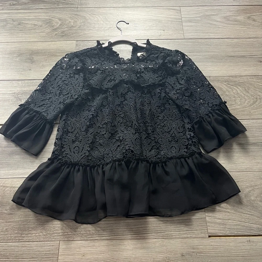 Kate Spade New York Lace‎ Bell-Sleeve Peplum Top